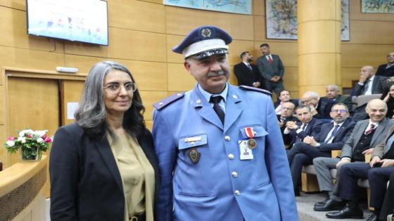 الوزيرة فتاح العلوي توشح المنعم عليهم باوسمة ملكية سامية