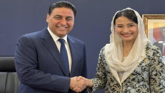 حجيرة ممفاكش مع تطوير الشراكات الدولية اليوم وقع اتفاقية مهمة مع اندونسيا