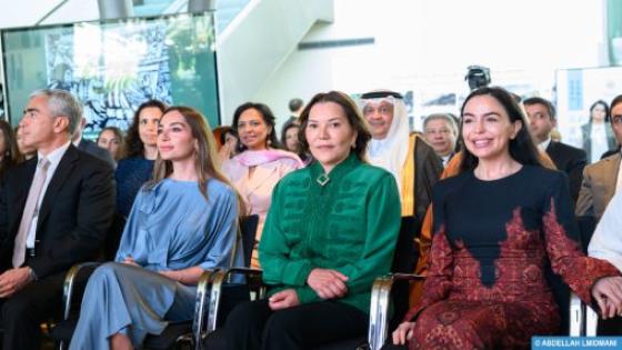 صاحبة السمو الملكي الأميرة للا حسناء تفتتح بباكو المعرض الرقمي “الزربية الرباطية، نسيج من الفنون”